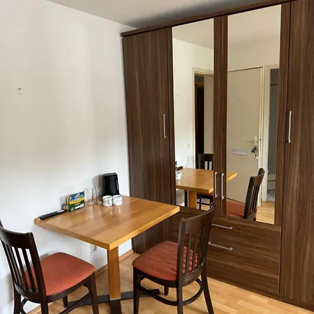 Kapslový hotel Kmh Kapselzimmer St. Blasien